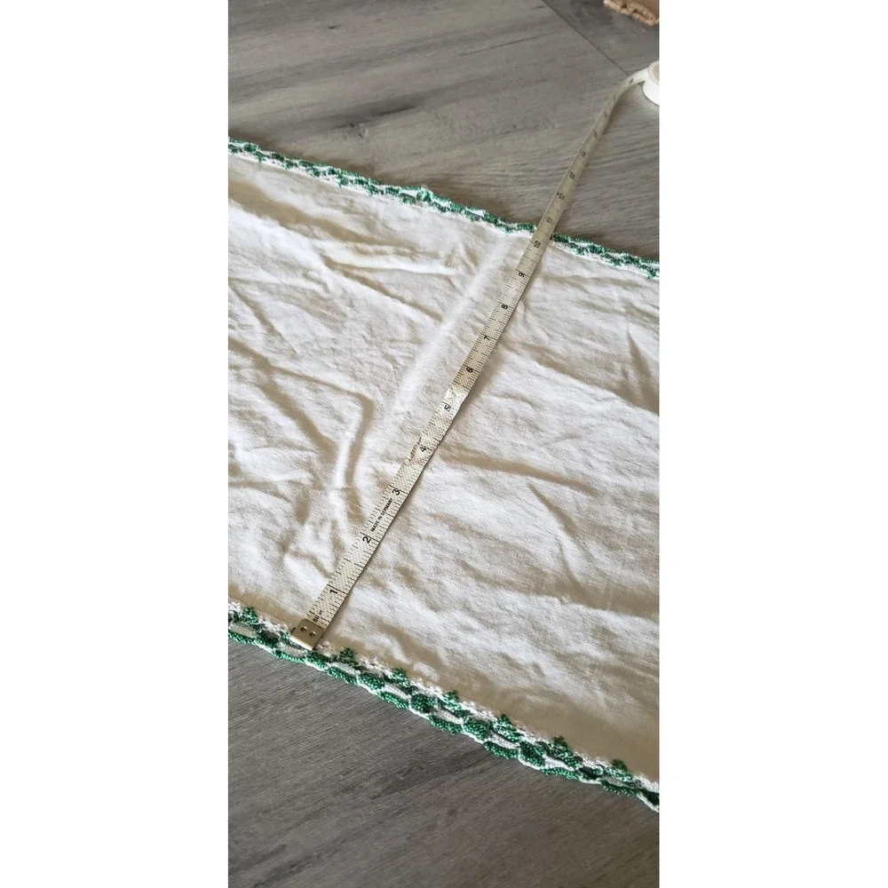 Vintage White Table Runner Green Crochet Lace Trim Oval 35x10.5 Farmhouse Decor